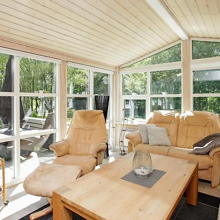 Tatil Evi Three-bedroom Holiday In Blavand 8 Ho